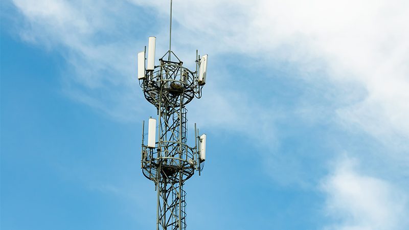 电信级光纤收发器：揭秘其核心技术与选型要点**